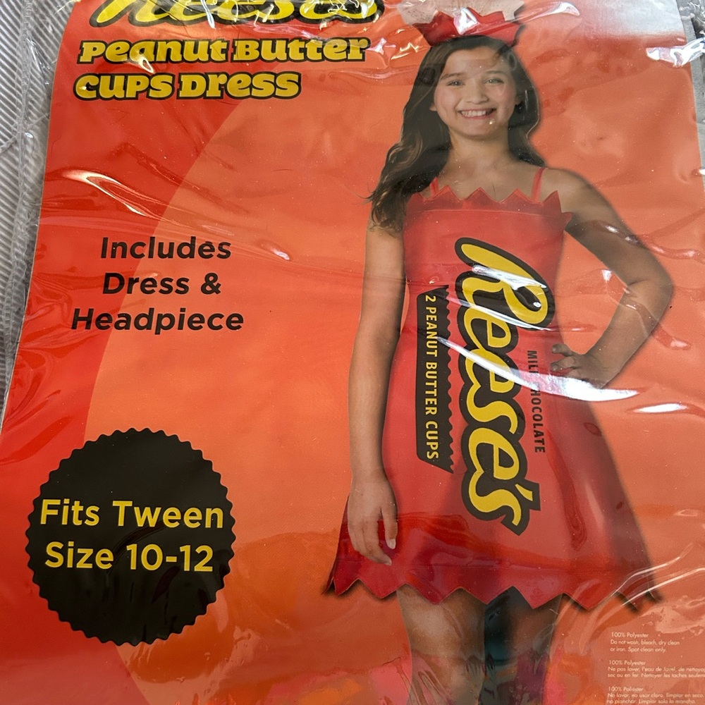 Tween Reese’s costume 10-12